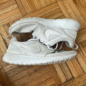 Women’s White Nike Sneakers